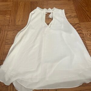 Beau Tissu size medium
White top